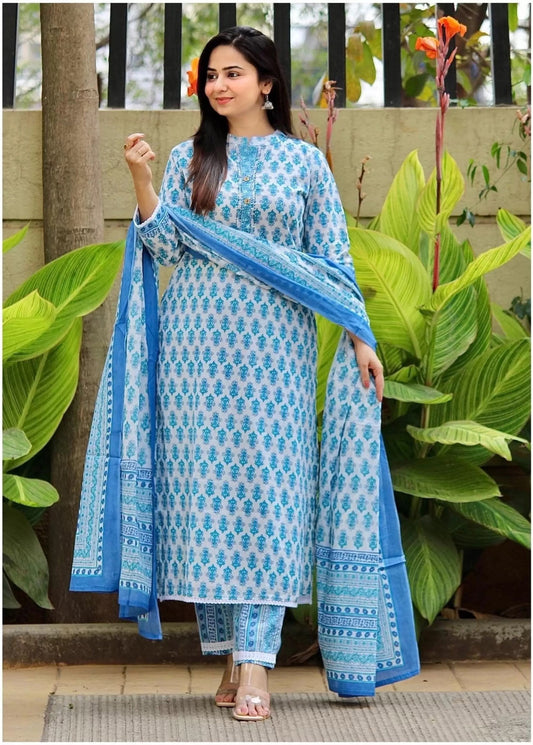 Women Pure Cotton Kurta Pant Dupatta Set