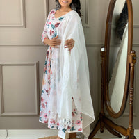 Floral Design Off White Kurta Set with Bottom and Dupatta