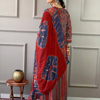 Oaitaari Printed Heavy Duppata Kurta Set With Bottom and Dupatta