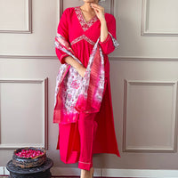 Alia Designe  Kurta set with Knee Bottom Pant and Floral Dupatta